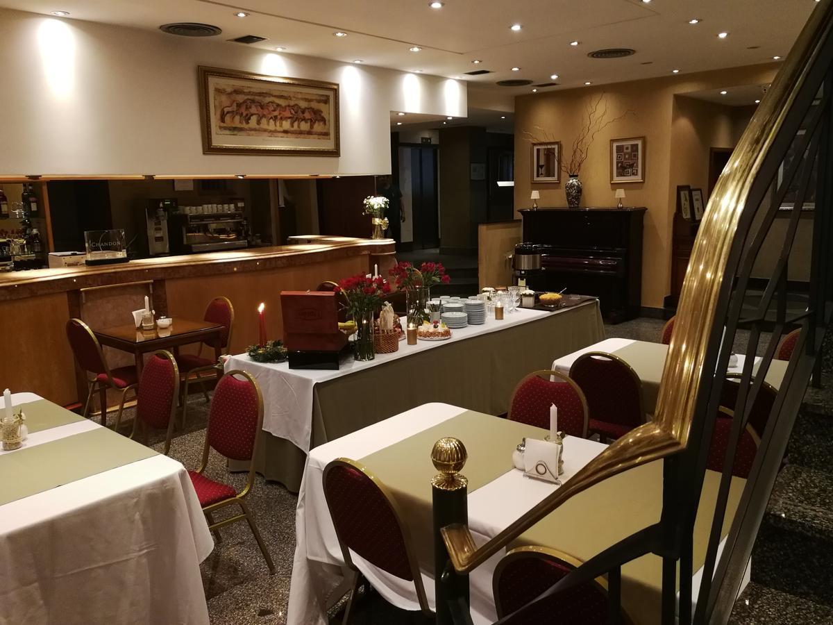 Hotel Irun Buenos Aires Ngoại thất bức ảnh